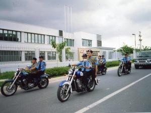 Đội ngũ nhân viên công ty bảo vệ nhà máy Đất Việt chuyên nghiệp
