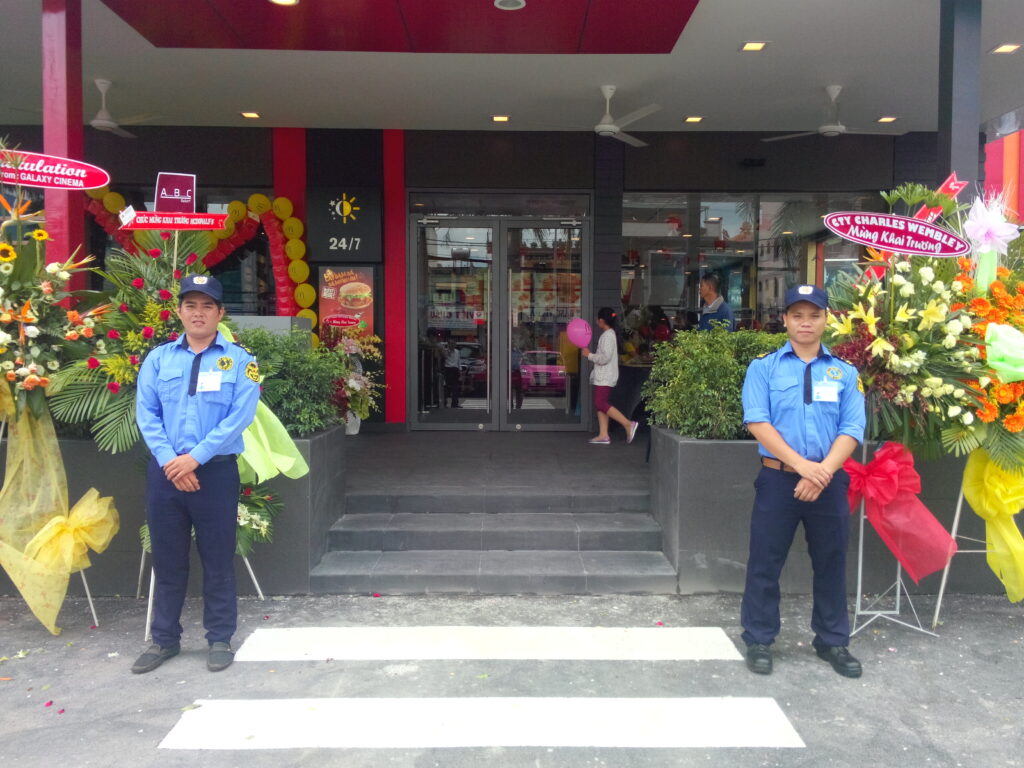 Dịch vụ bảo vệ siêu thị - khai trương
