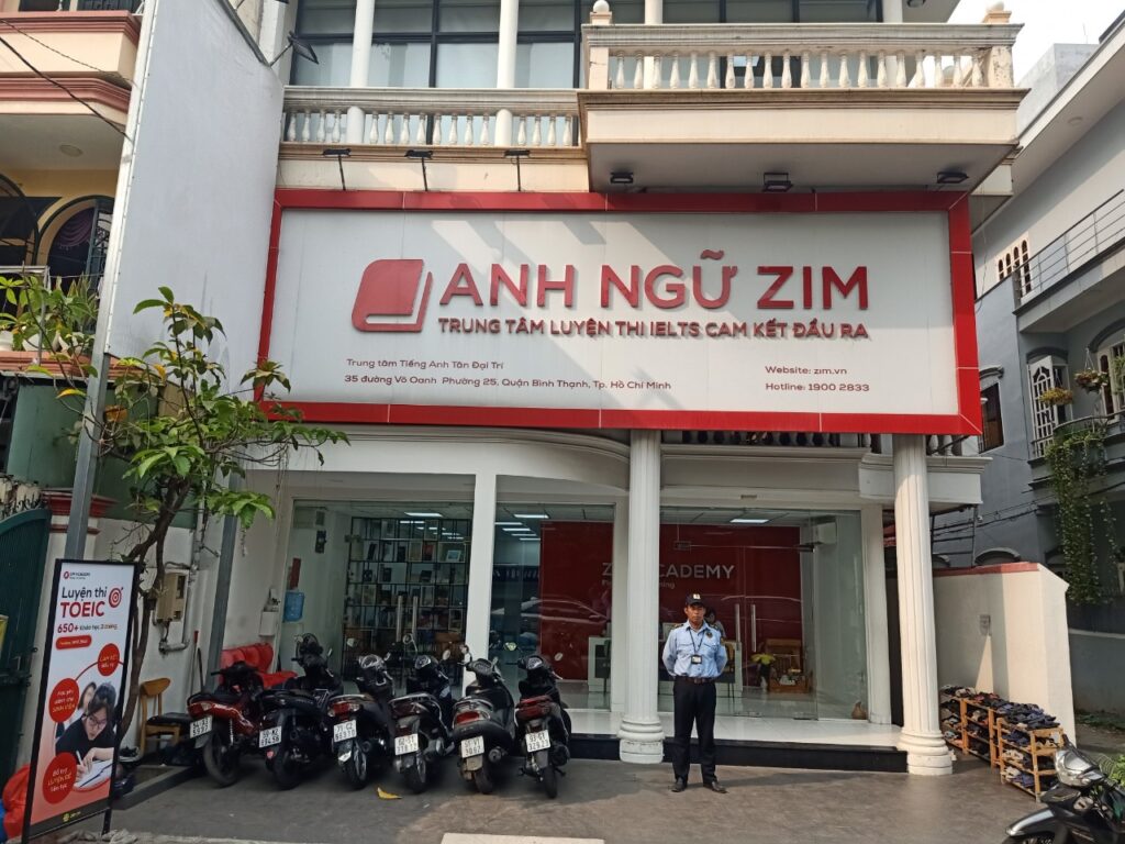 Nhiệm vụ của nhân viên bảo vệ trường học