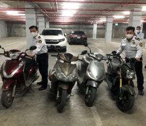 dich-vu-bao-ve-khu-vuc-ham-xe