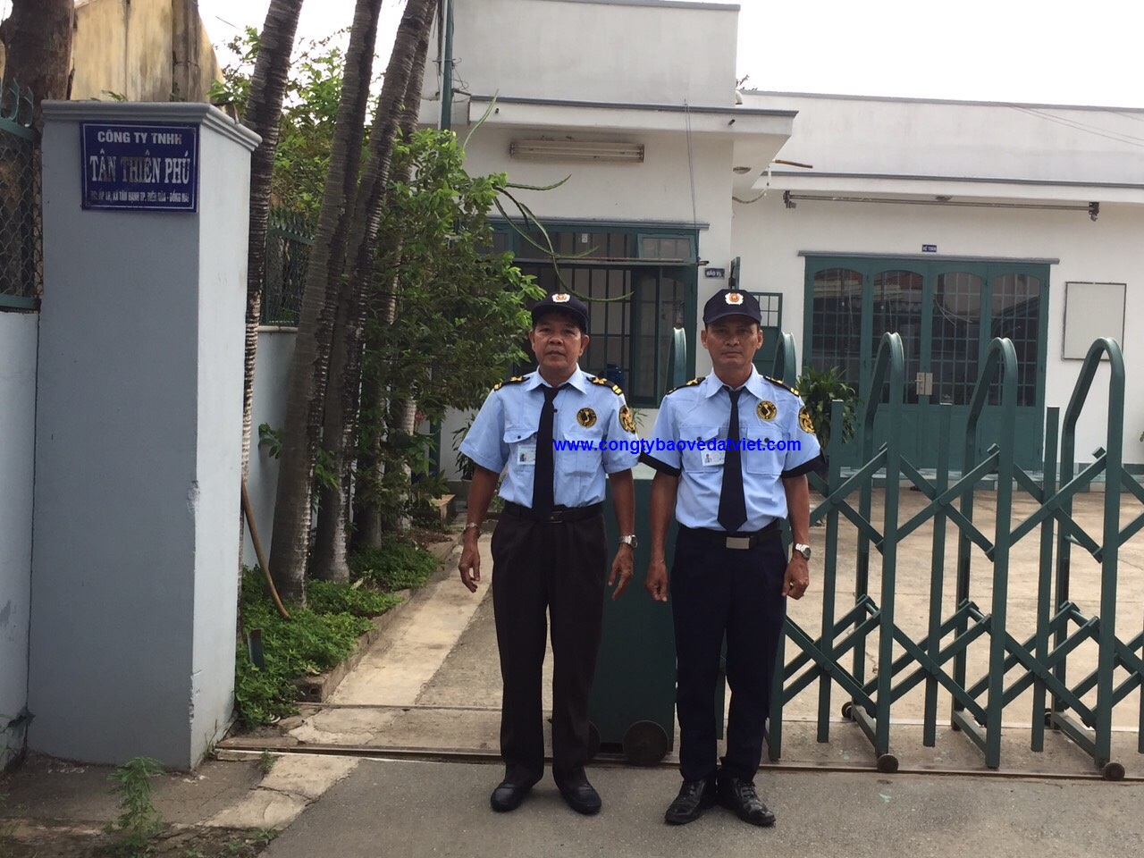 Sơ đồ bố trí vị trí chốt trực trong phương án bảo vệ kho bãi chuyên nghiệp của Đất Việt