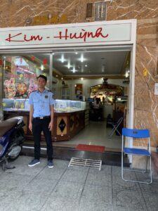 Dịch vụ bảo vệ tiệm vàng